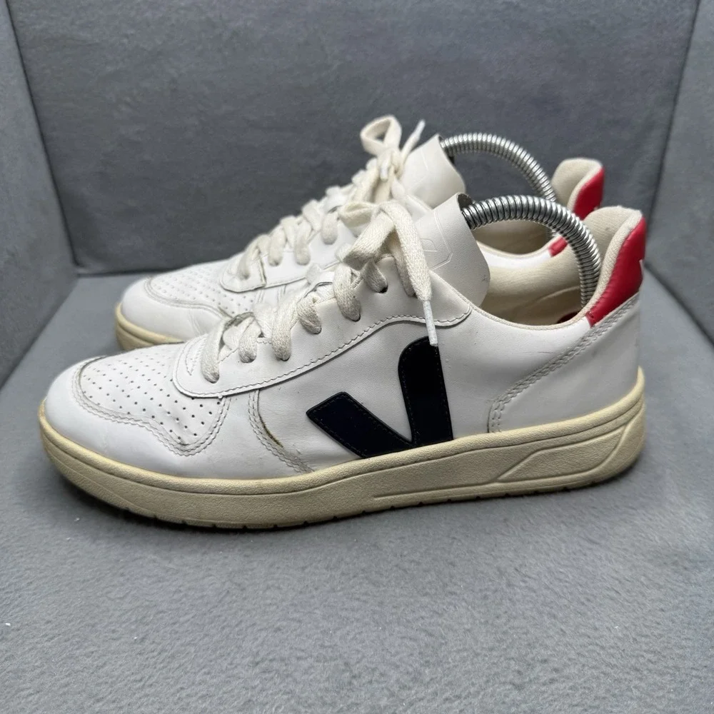 VEJA V-10 Women's Size 8 EU 39 White Leather Navy Red Low Top Sneakers